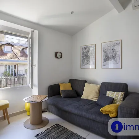 Air-conditioned In The Center ניס